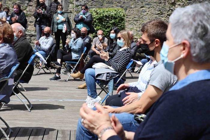 Txirrita omendu dute Tolosan 25 1621774228234