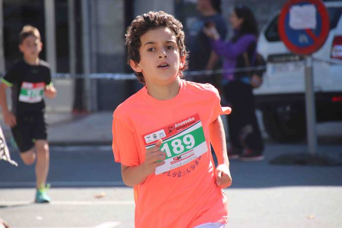 Anoetako haur krosa 54 1529746419901