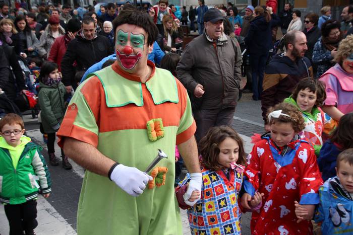 Haur jaialdia inauteriak 2016 11 1454173162096