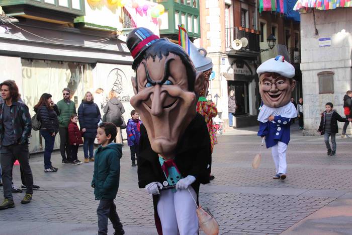 Erraldoi eta buruhandiak Zal 16 1582375943569