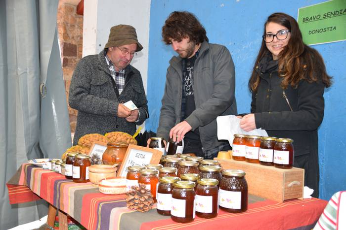 Azoka euriaren gainetik 4 1478447243848