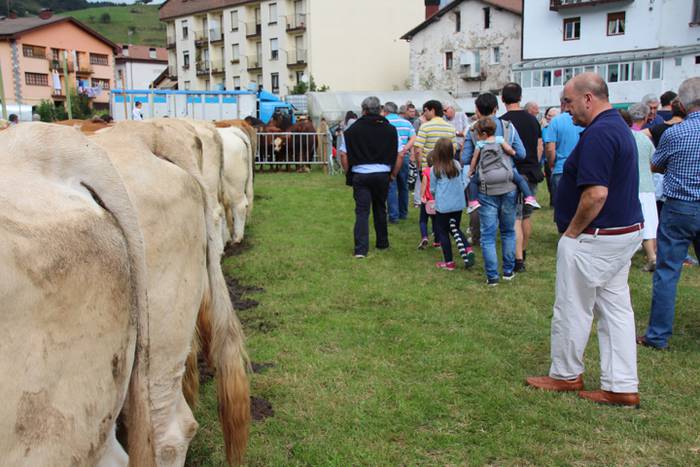 Hutsik egiten ez duen azoka berezia 21 1474813194958