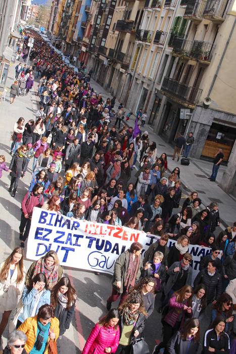 Egunerokorik ez, emakumerik  36 1520518397006