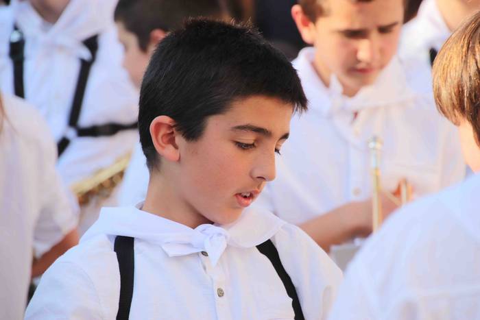 Banda Topaketa AV400Urte 6 1553970376952