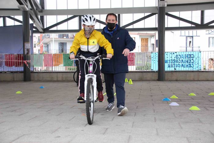 Haurrek kirol ezberdinak pro 14 1608389667766