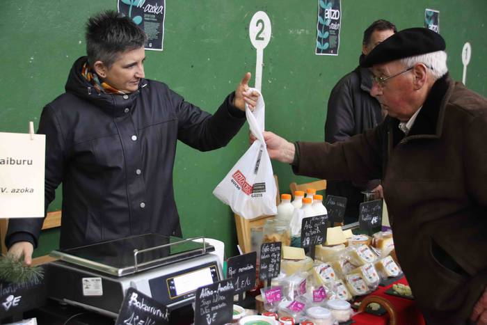 Azoka olentzerotan jakin-min 17 1575808525115