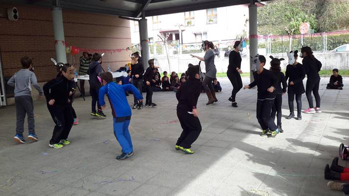 Berrobi eskola inauteriak 20 5 1487940064642