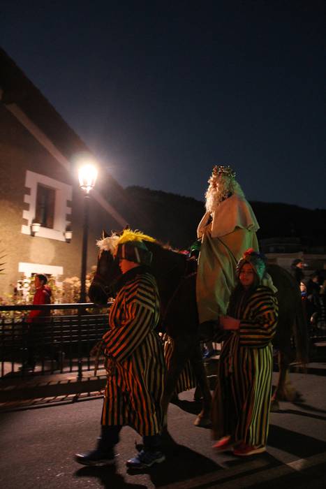 ERREGE MAGOEN DESFILEA IRURAN 2017 10 1483642430152