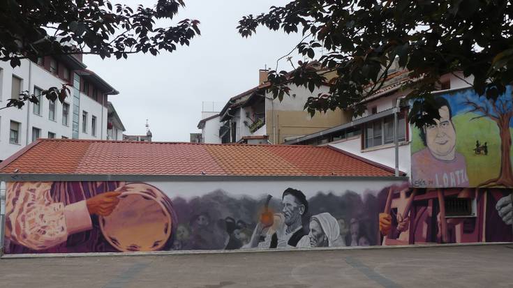 Mural berria Loatzo musika eskolako alboan