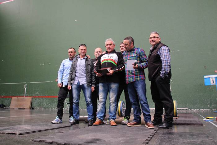 Eskerrik asko, Batis 80 1505571675121