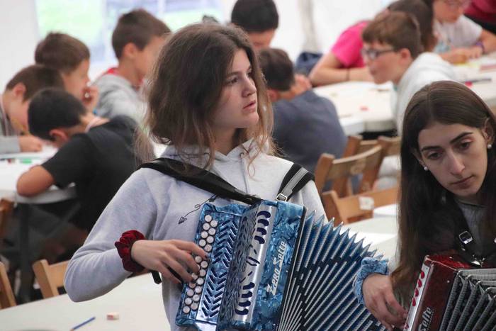 Asteasuko haurrek hasi dute  129 1530189819678