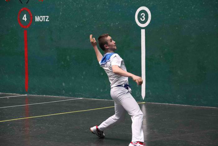 Gipuzkoa lau eta erdiko txap 11 1561377795868