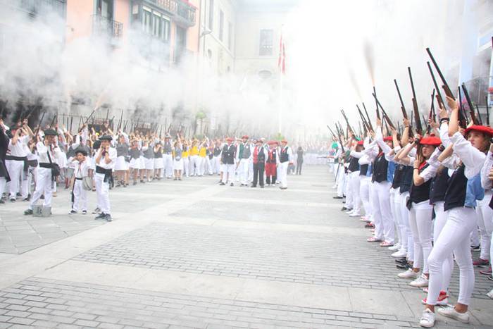 Lizarrez apaindutako kaleeta 166 1498312106883