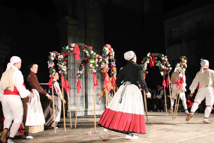 Suak argitu du urteko gaurik 49 1561330838770