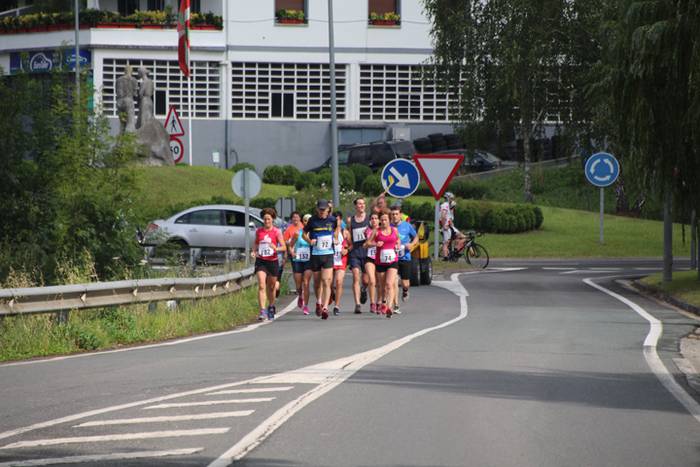 Santamañara igoera, festen a 10 1499606763145