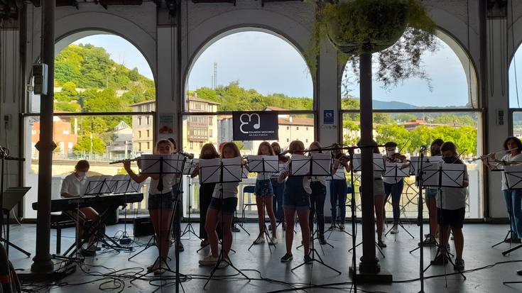 Tolosako musika eskolako ikasleen ikasturte amaierako kontzertuak, datorren astean