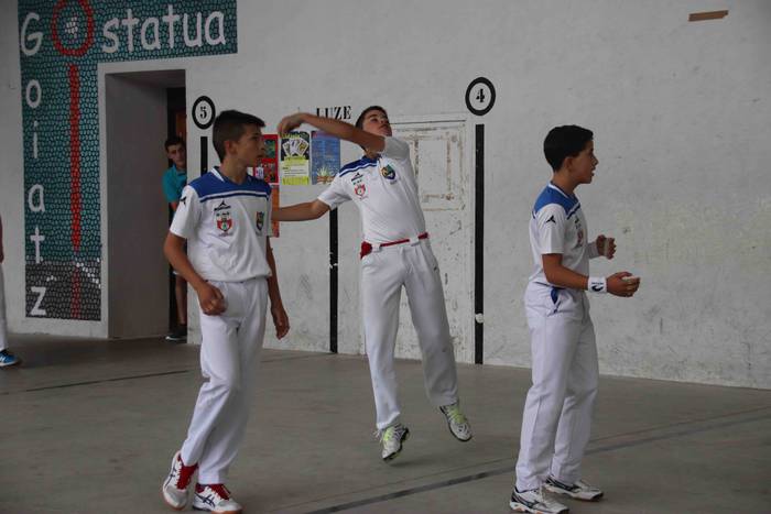 Txikiek pilotari handiak dir 7 1565875072501