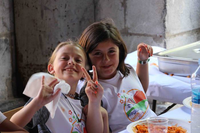 Tripa beteta, dantzan pasa d 20 1563205323842