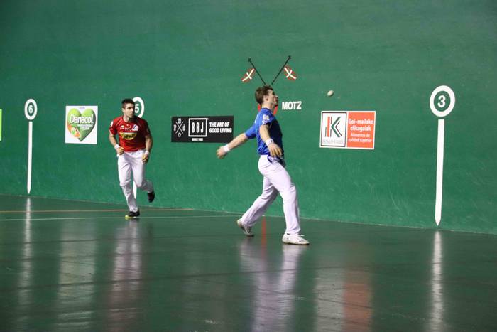 Jaka eta Artola, lehen postu 38 1576521601952