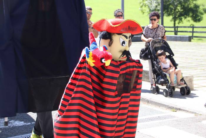 Txikiak buruhandiei ihesi ib 19 1566045832244