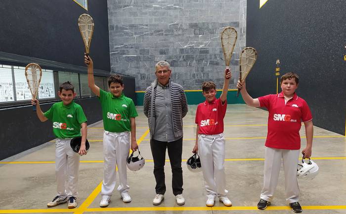 Faborito argirik gabe jokatuko dira finalerdiak