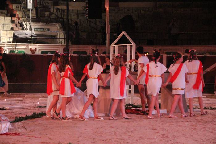 Minotauroaren labirintoa ema 24 1497258607207