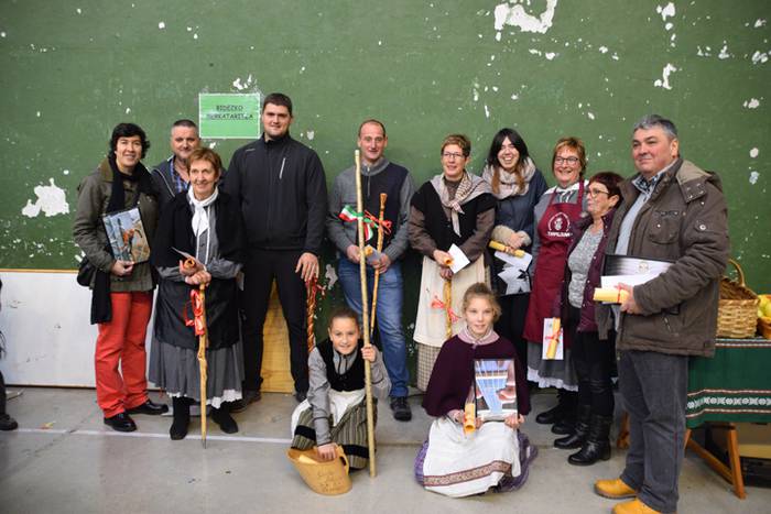 Azoka euriaren gainetik 44 1478447655991