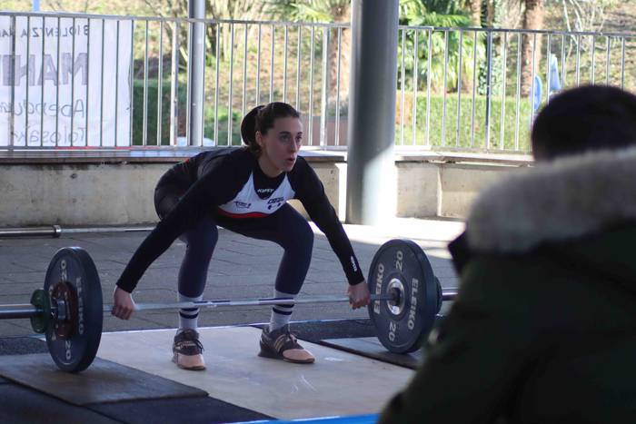 Halterofilia txapelketarekin 32 1639920675087