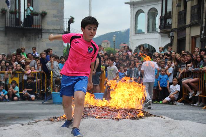 Momentu bereziaren zain 61 1498245643645