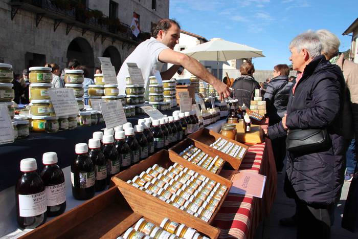 Azoka eguna ospatu dute Bera 40 1541345969575