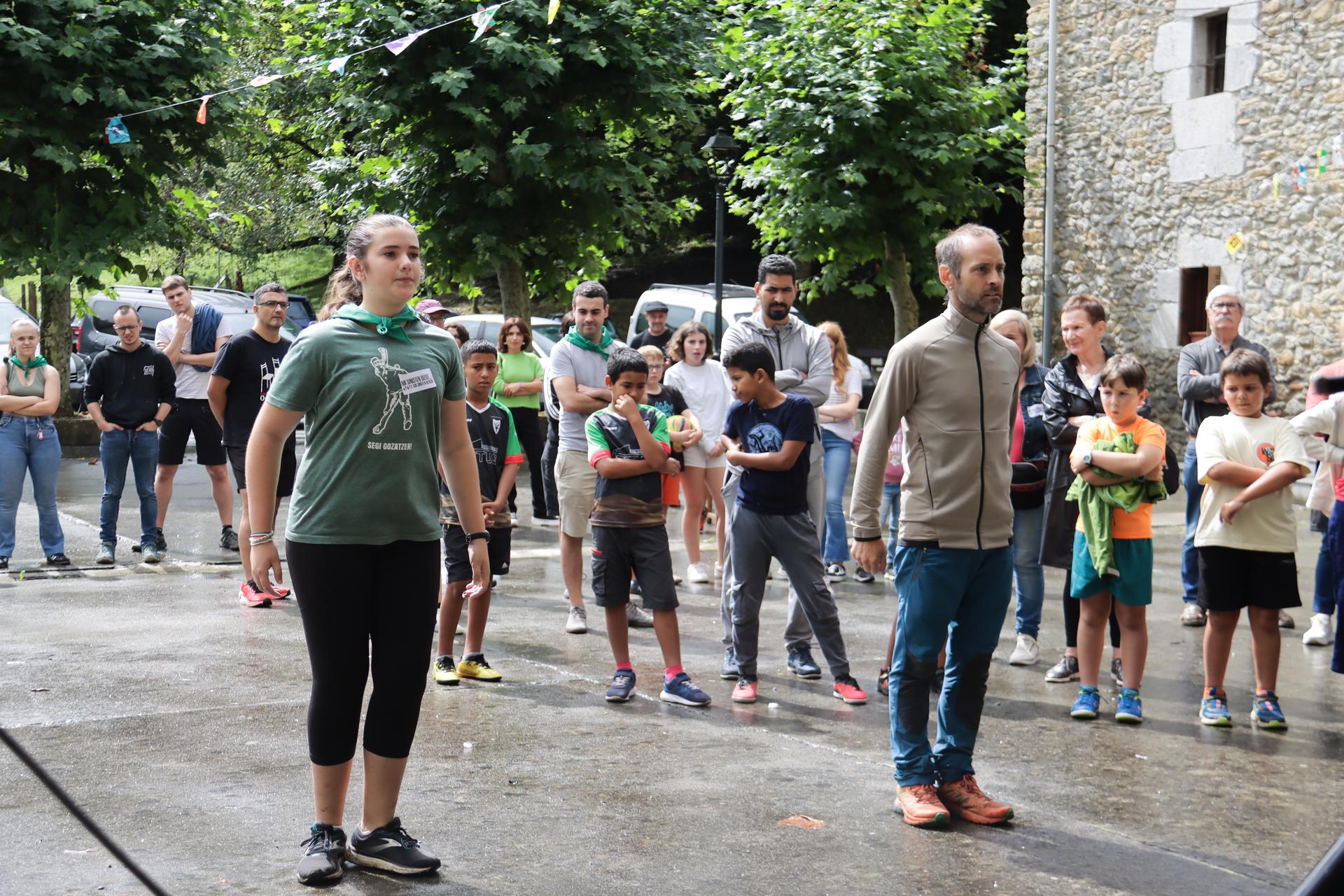 Hiru egun festa giroan, Gaztelun