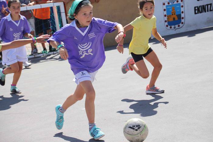 Kirol pixka bat, festan bete 46 1566471436259