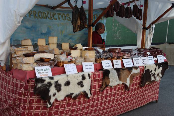 Azoka berezia villabonan 6 1536411927580