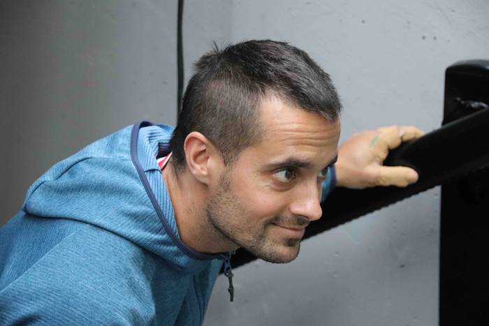 Behar Zana Bertso Pilota 75+ 11 1651349696325