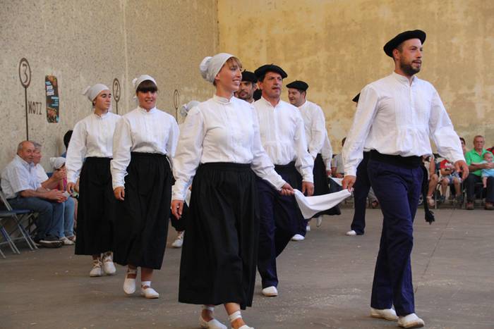 Bedaioko ingurutxoa ezin falta festetan 40 1473618939658