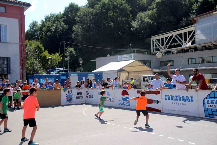 Kirol pixka bat, festan bete 36 1566471430272