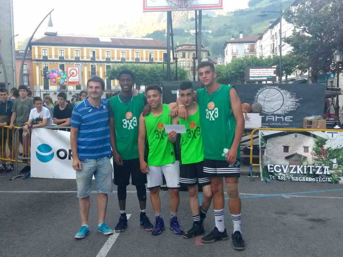 Parte hartze handia TAKEren  25 1530008561833