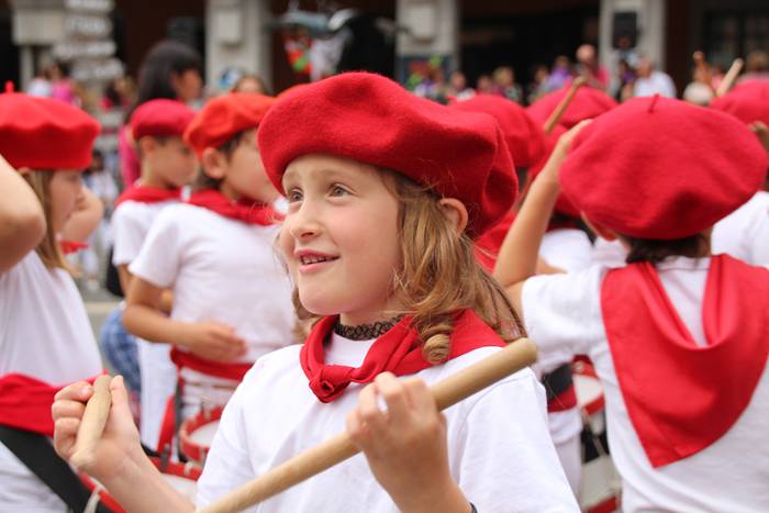 Kukuak jo du, hasi da festa 81 1497468679751