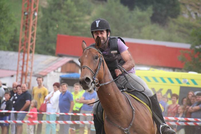 Zaldiak lasterka, gazteak desafioan 54 1472406884783