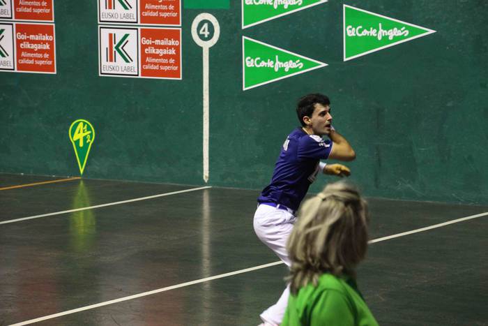 Bi maisu handi, katedralean 14 1571600485281