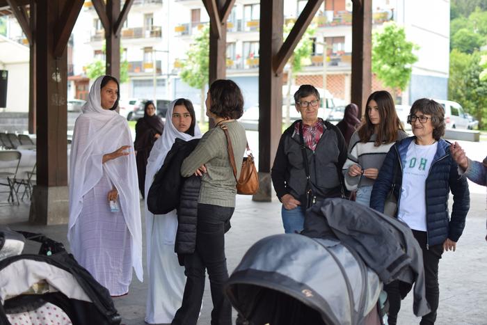 Guztiek euskaraz egin dezaketela nabarmentzea xede