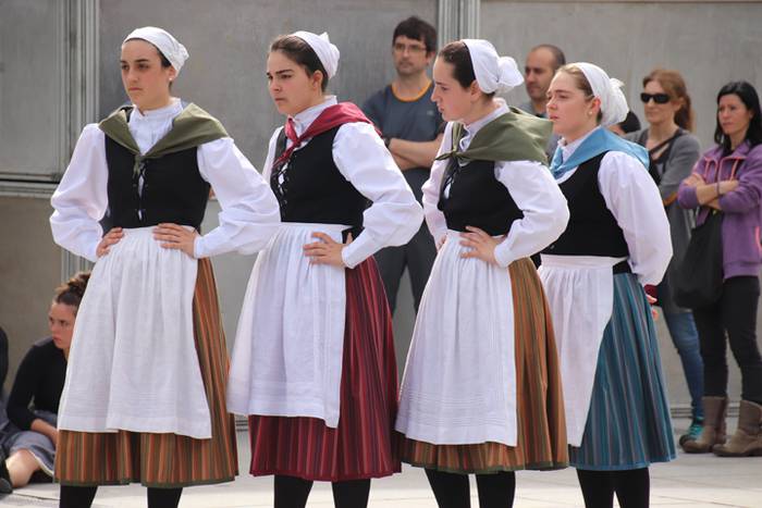 Ibarrako Gazte Festetan dant 4 1529169196018