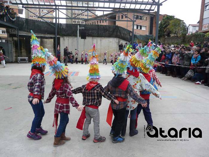 Ikastetxeetan ere inauteriek 126 1518102601934