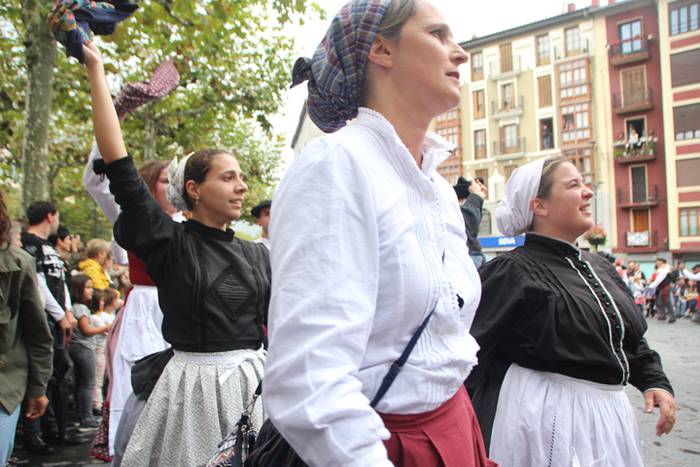 Udaberri Dantza Dezagun Tolo 150 1504963955837