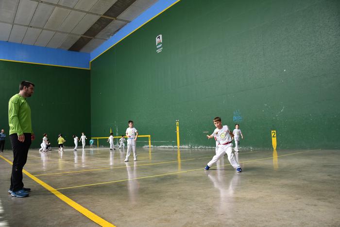 Hamargarren urtera iritsi da Ataria Pilota Topaketa