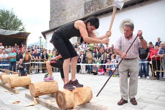 Abaltzisketa San Joan festak aizkora 5 1466947527369