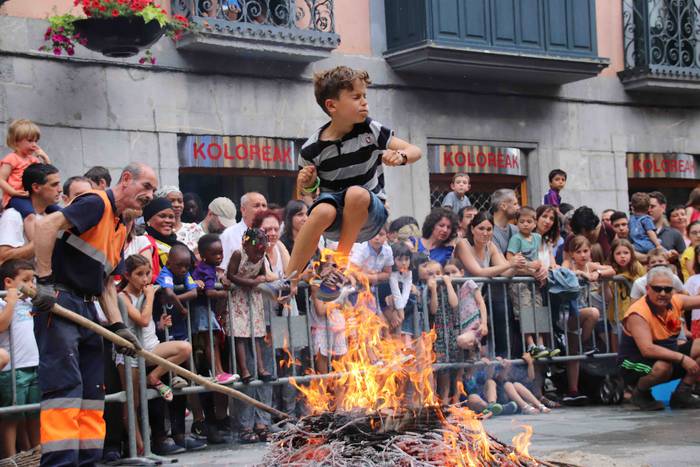 Txikienak ere saltoka 54 1561316753092