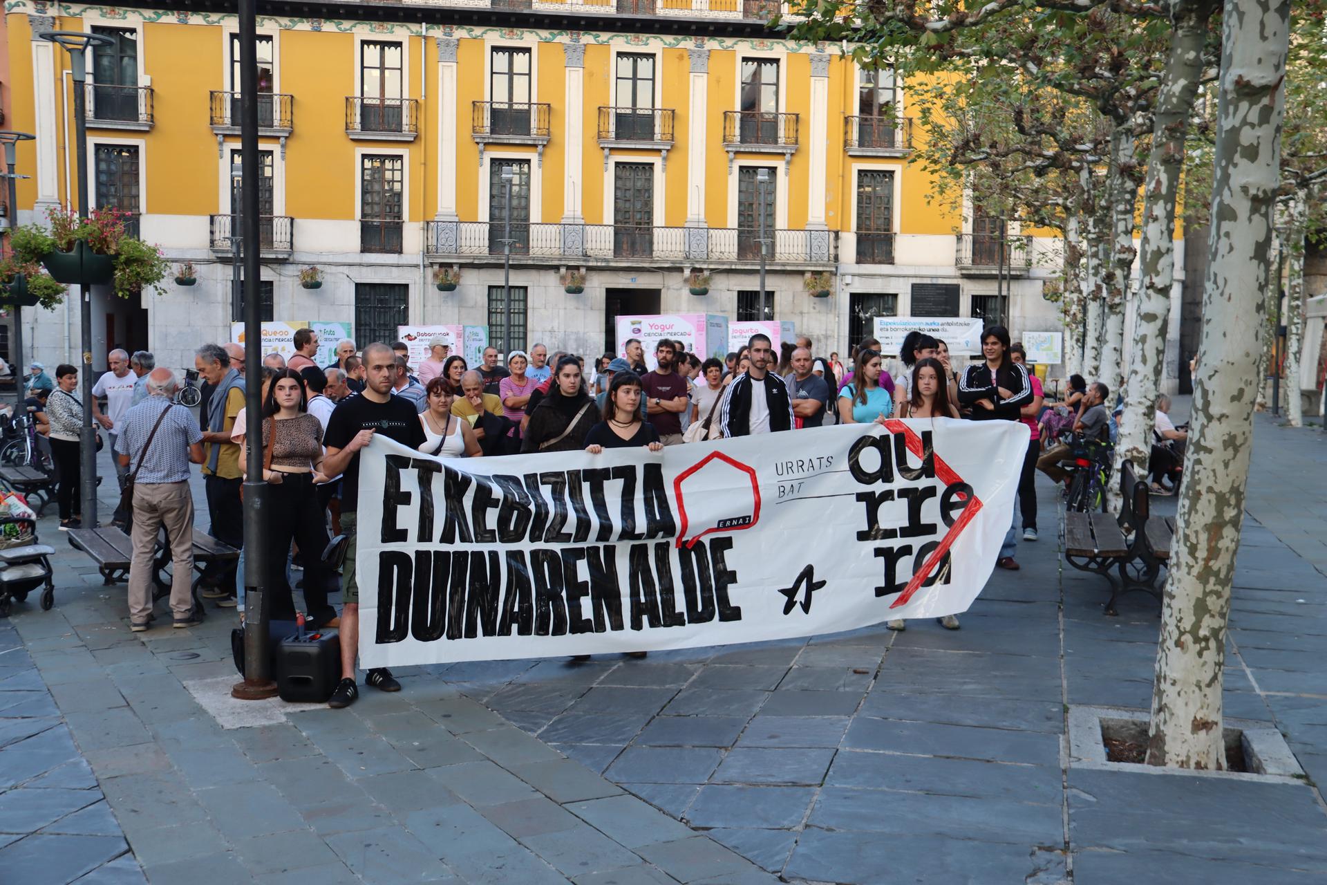 Etxebizitza duinaren alde eta ultraeskuinaren aurka mobilizatu da Ernai