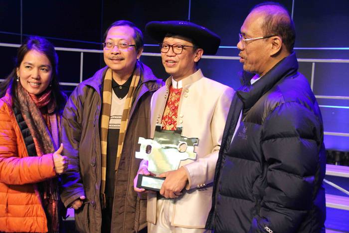 Indonesiako Batavia Madrigal 110 1572798070964