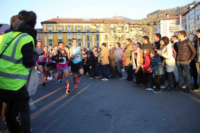 Uzturreko gurutzea lapurtu z 109 1577813971838